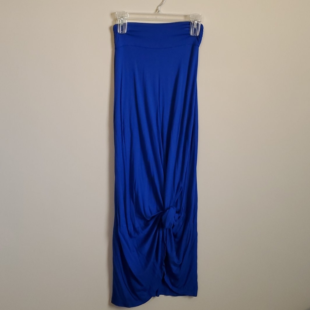 3 for $10 Blue maxi skirt 💙